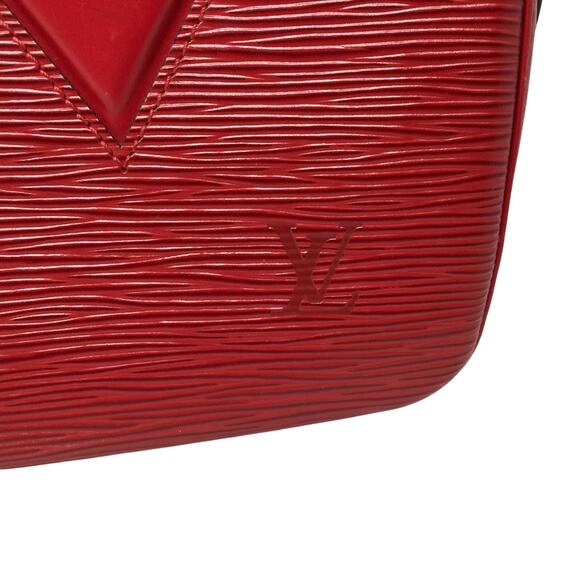 Louis Vuitton Red Leather Epi Voltaire Shoulder Bag - Picture 8 of 15